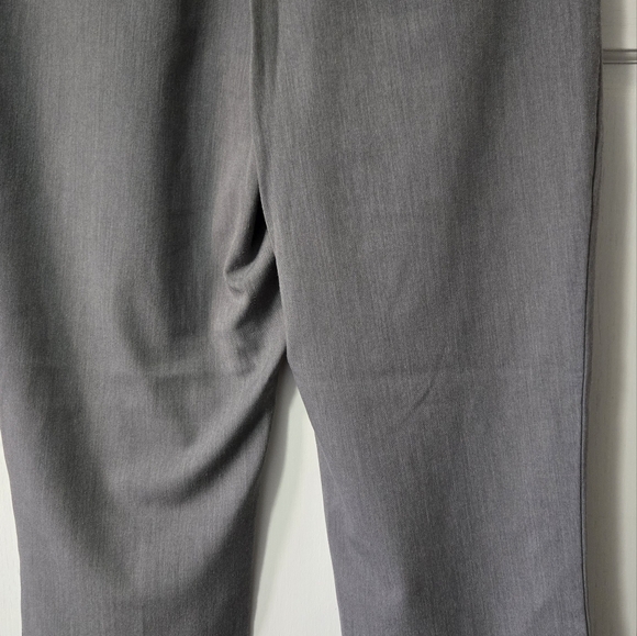 Maurices Dress Capris - Picture 2 of 5